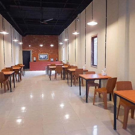 Reddoorz Syariah Near Transmart Jambi 2 Hotel Palmerah Exterior foto