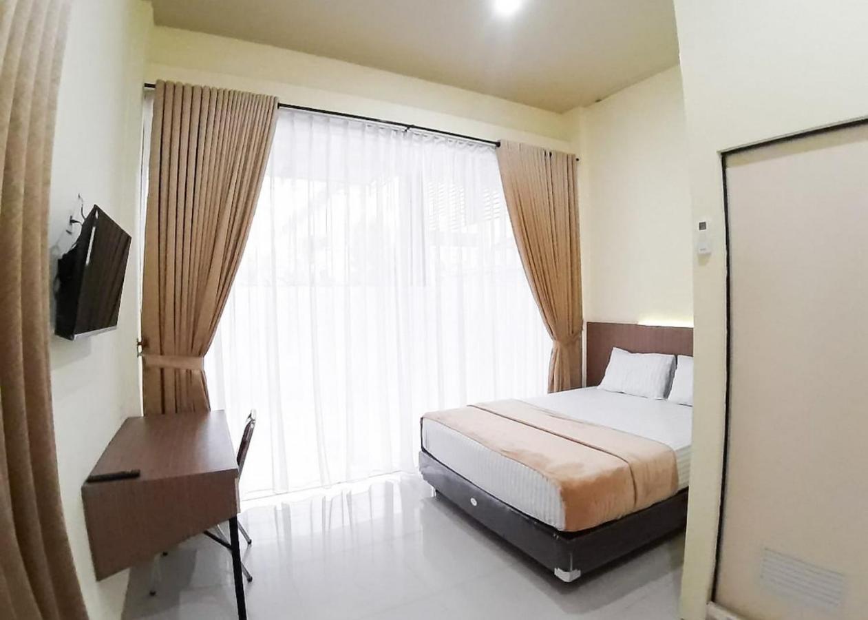 Reddoorz Syariah Near Transmart Jambi 2 Hotel Palmerah Exterior foto